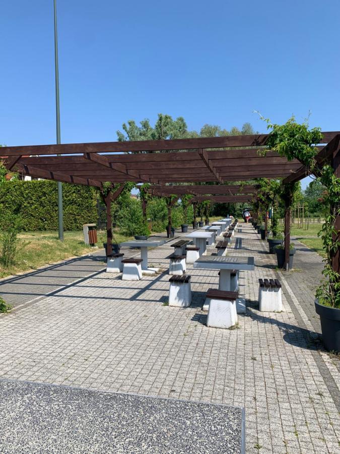 Władysławowo Zloty Piachアパートホテル エクステリア 写真